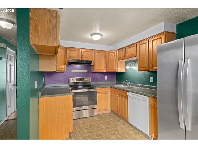 3419 E 21ST St F11, Vancouver, WA 98661