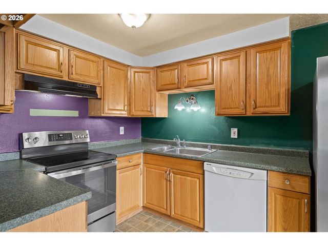 3419 E 21ST St F11, Vancouver, WA 98661
