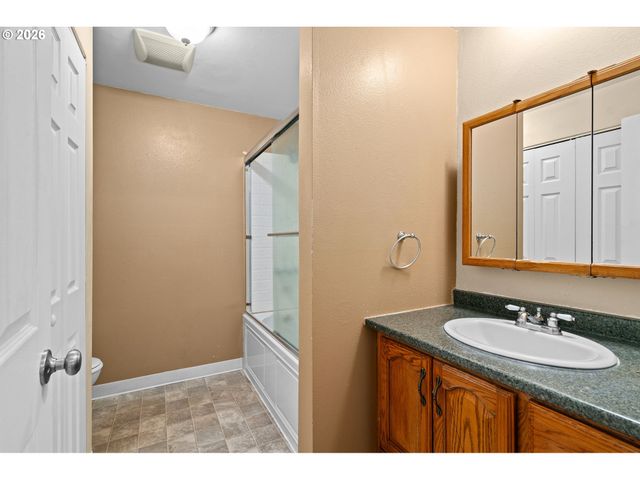 3419 E 21ST St F11, Vancouver, WA 98661