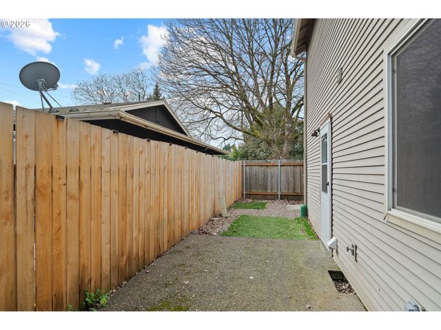 3419 E 21ST St F11, Vancouver, WA 98661