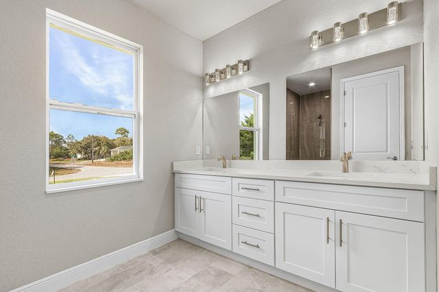 1207 Andover Drive, Banyan Village, Labelle, FL 33935