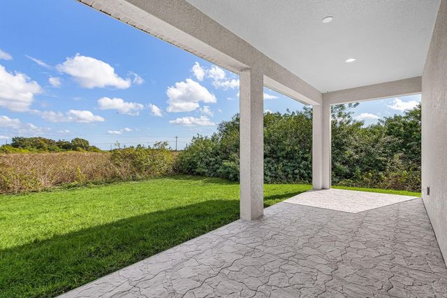 1207 Andover Drive, Banyan Village, Labelle, FL 33935