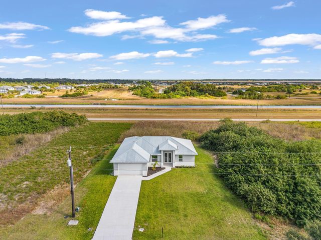 1207 Andover Drive, Banyan Village, Labelle, FL 33935