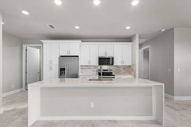 1207 Andover Drive, Banyan Village, Labelle, FL 33935