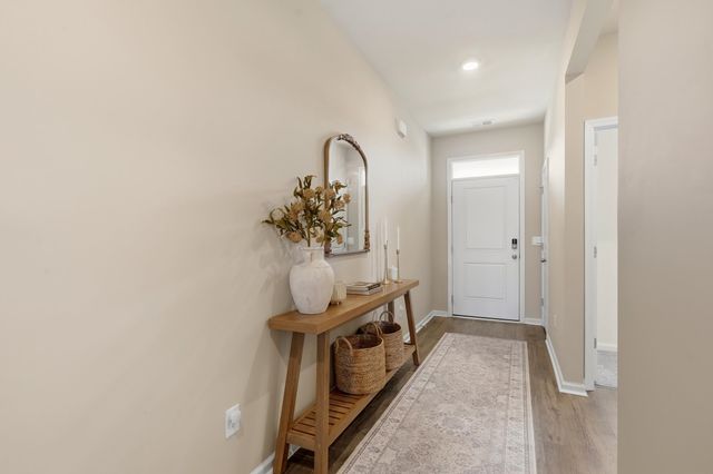 425 Royal Arch Dr., Conway, SC 29526