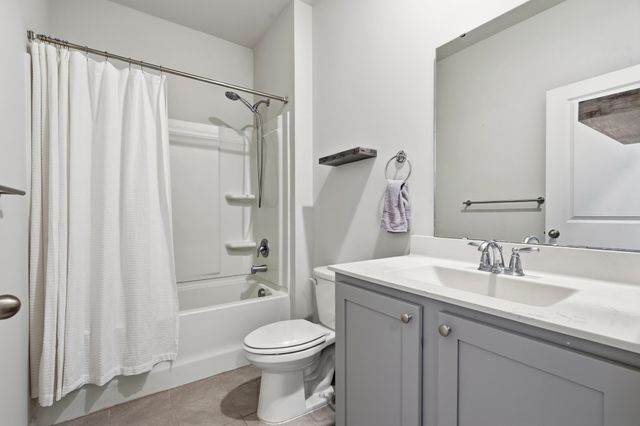 425 Royal Arch Dr., Conway, SC 29526