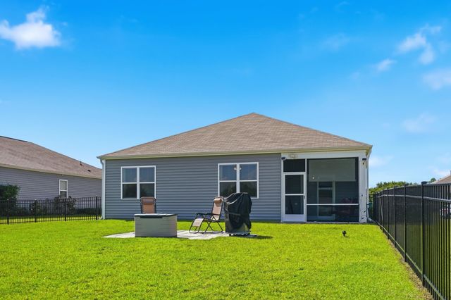 425 Royal Arch Dr., Conway, SC 29526