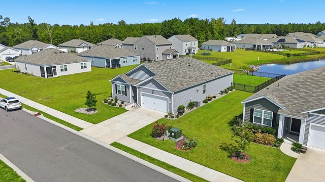 425 Royal Arch Dr., Conway, SC 29526