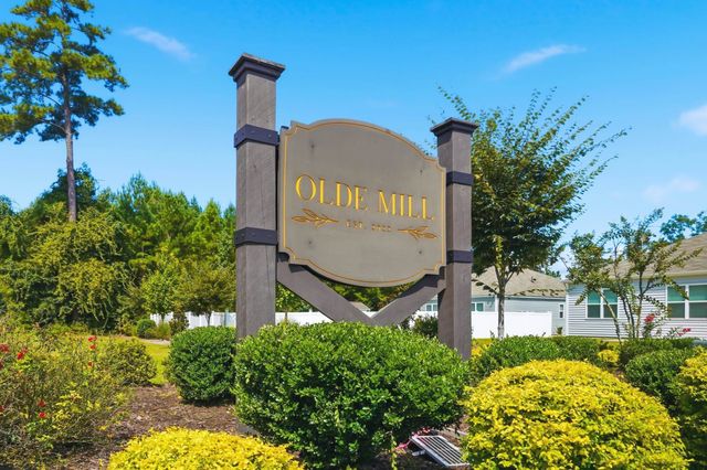 425 Royal Arch Dr., Conway, SC 29526