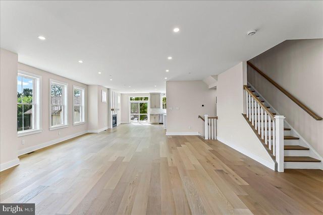 738 S MATLACK ST, West Chester, PA 19382