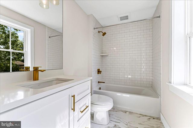 738 S MATLACK ST, West Chester, PA 19382