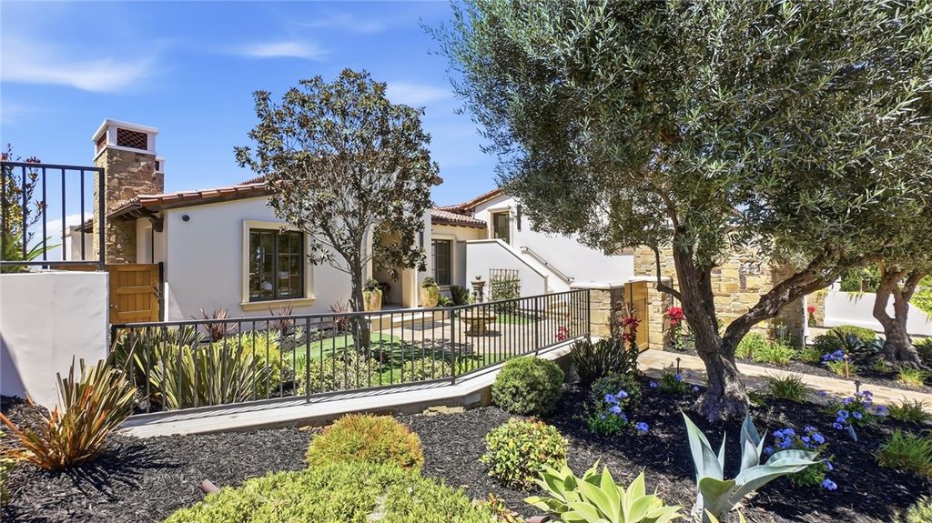 35 Shoreline, Dana Point, CA 92629 — photo 3