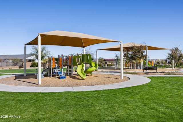 2995 E Villa Avenue, San Tan Valley, AZ 85143