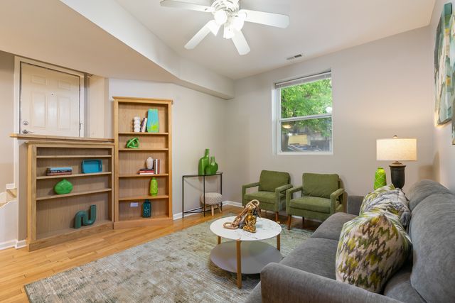 3908 W Ainslie Street G, Chicago, IL 60625