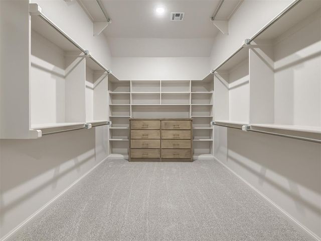 2114 W Cole Drive, Mustang, OK 73064