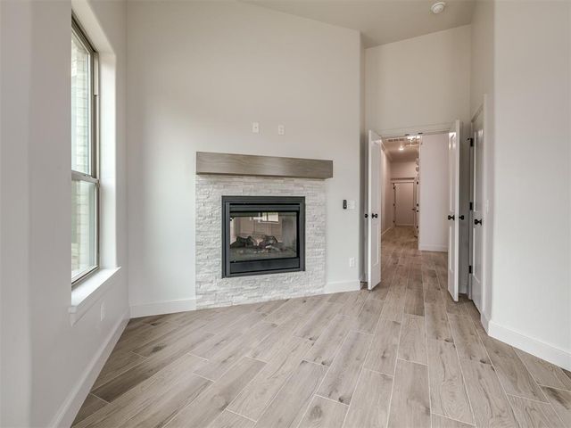 2114 W Cole Drive, Mustang, OK 73064