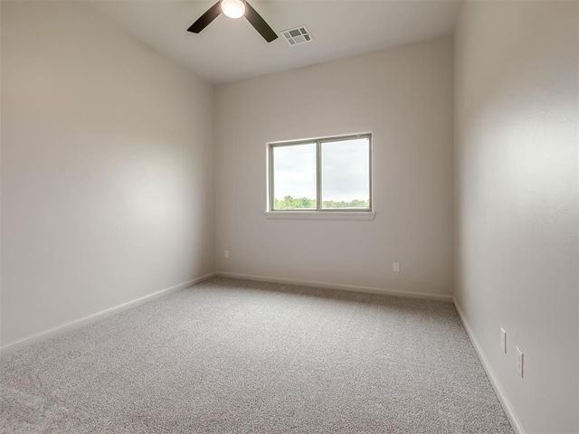 2114 W Cole Drive, Mustang, OK 73064