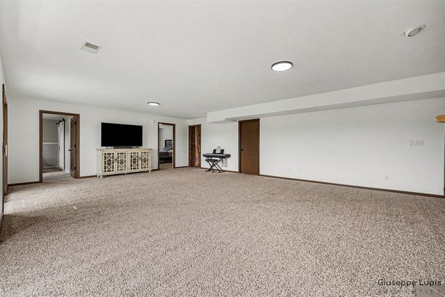 5870 Terrace Ridge Drive, Rockford, MI 49341