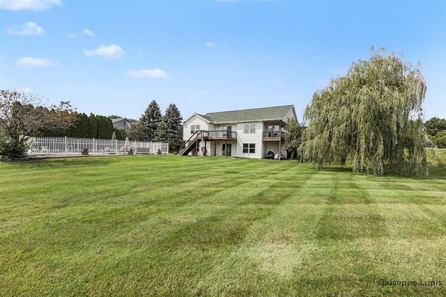 5870 Terrace Ridge Drive, Rockford, MI 49341