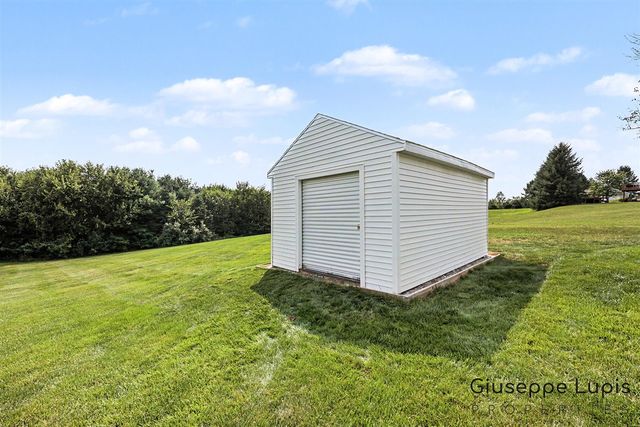 5870 Terrace Ridge Drive, Rockford, MI 49341