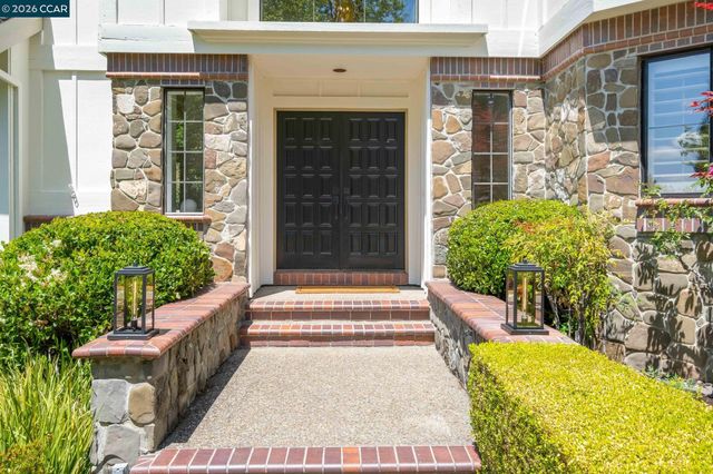 4249 Golden Oak Ct, Danville, CA 94506