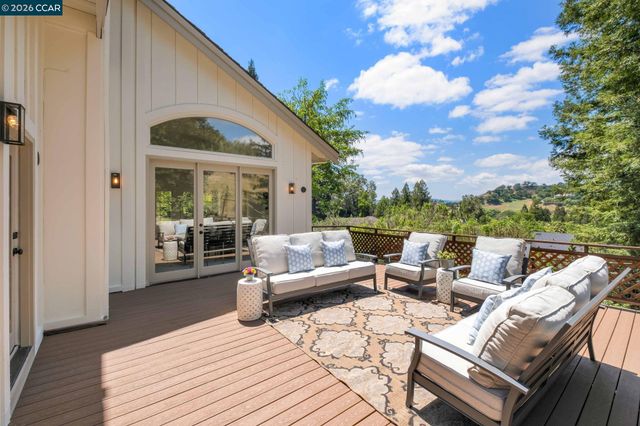 4249 Golden Oak Ct, Danville, CA 94506