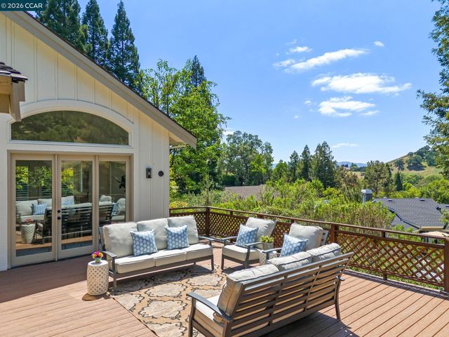 4249 Golden Oak Ct, Danville, CA 94506