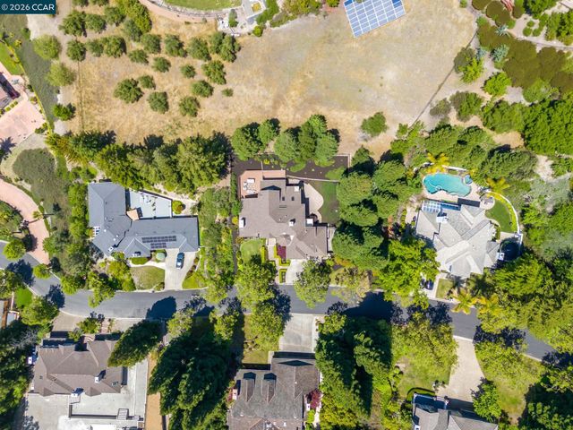 4249 Golden Oak Ct, Danville, CA 94506