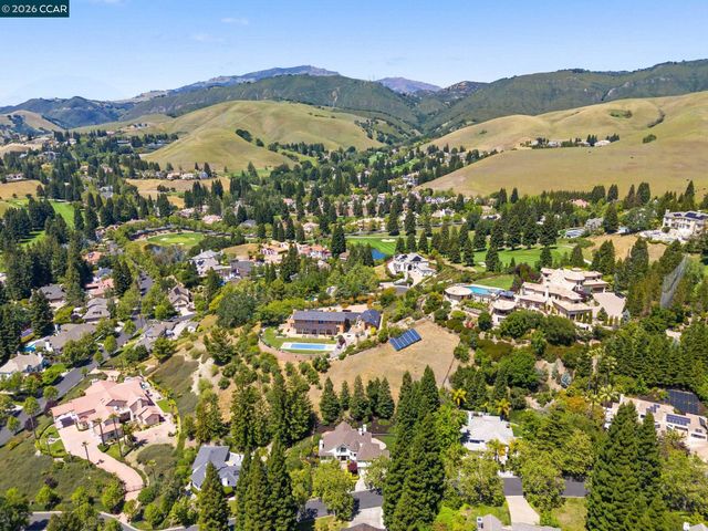 4249 Golden Oak Ct, Danville, CA 94506