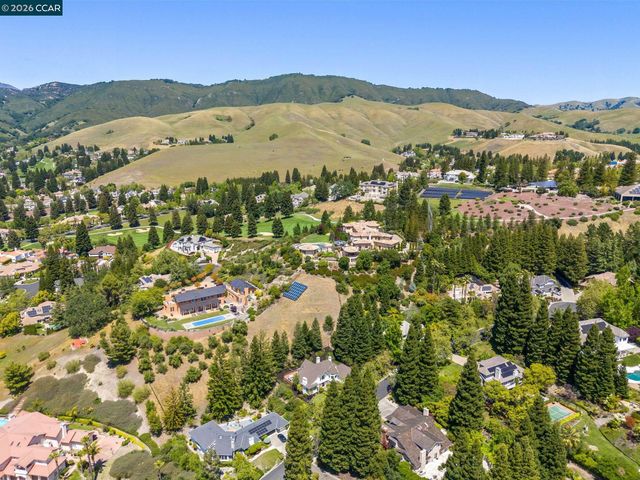 4249 Golden Oak Ct, Danville, CA 94506