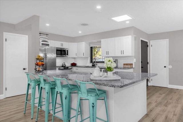 806 ARLINGTON BOULEVARD, Altamonte Springs, FL 32701