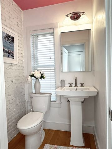 495 E 4th St 1, Boston, MA 02127