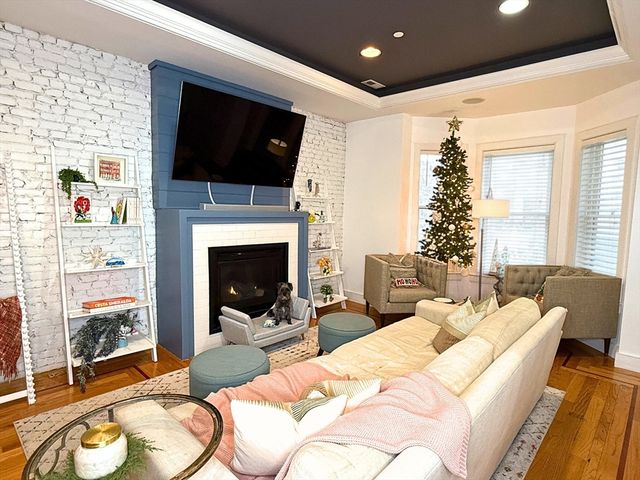 495 E 4th St 1, Boston, MA 02127