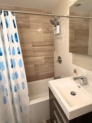 495 E 4th St 1, Boston, MA 02127