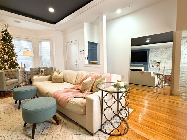 495 E 4th St 1, Boston, MA 02127