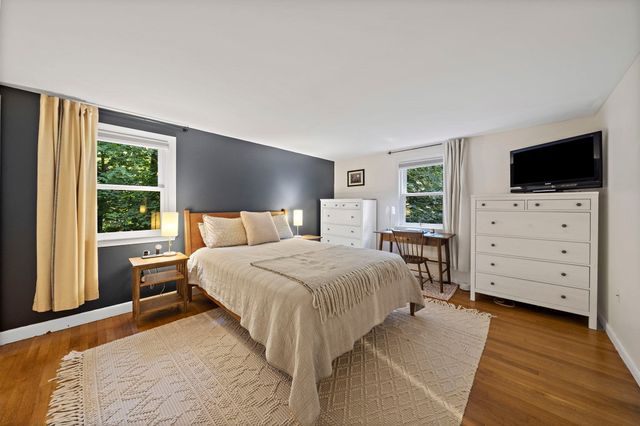 75 Oak St, Pembroke, MA 02359