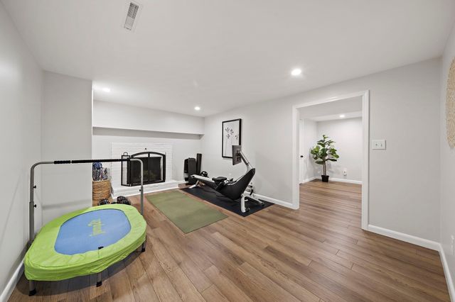 75 Oak St, Pembroke, MA 02359