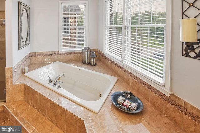 11615 FOX CHASE CT, Ellicott City, MD 21042