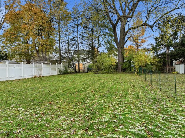 133 Ramsey Place, Albany, NY 12209