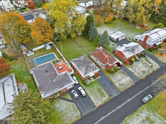 133 Ramsey Place, Albany, NY 12209