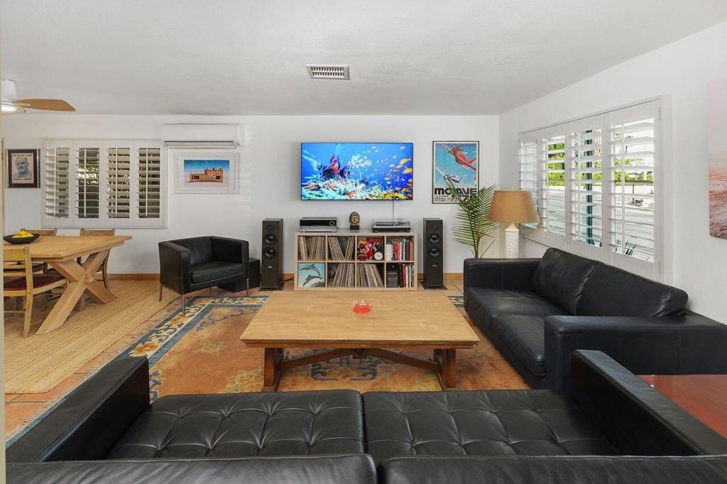 Image 2 of property listing at 310 Via Don Benito, Cathedral City, CA 92234