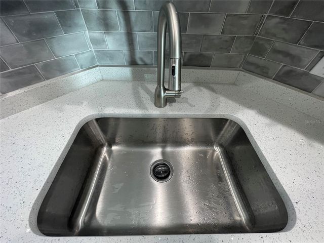 5980 SHORE BOULEVARD S 111, Gulfport, FL 33707