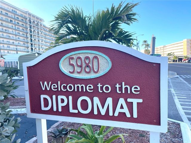 5980 SHORE BOULEVARD S 111, Gulfport, FL 33707