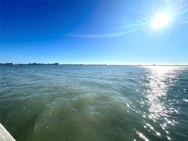 5980 SHORE BOULEVARD S 111, Gulfport, FL 33707