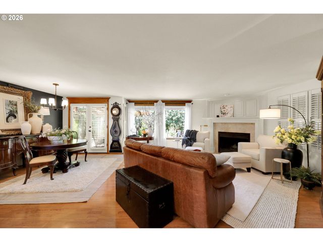 2776 DAYNA Ln, Eugene, OR 97408