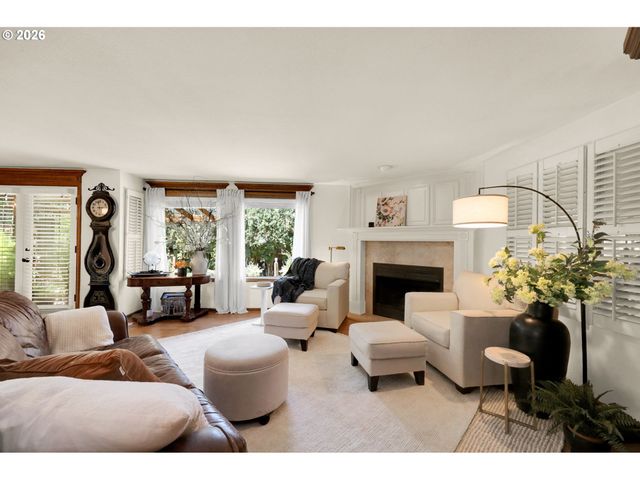 2776 DAYNA Ln, Eugene, OR 97408