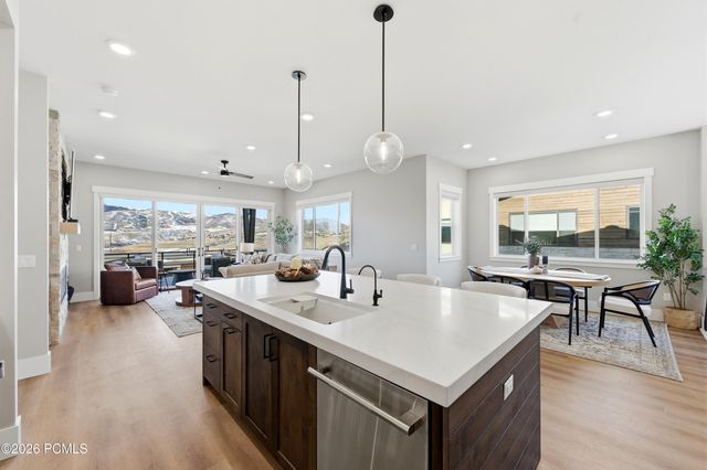 11583 N Deepwater Drive N, Hideout, UT 84036