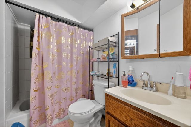 227 S Hale Street, Addison, IL 60101