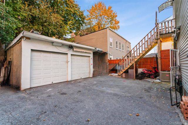 327 N 7th Avenue, Mount Vernon, NY 10550