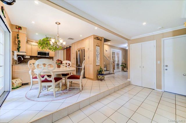 22 Concord Drive, New City, NY 10956